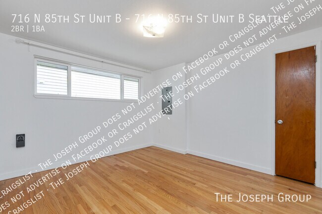 Building Photo - 716 N 85th St