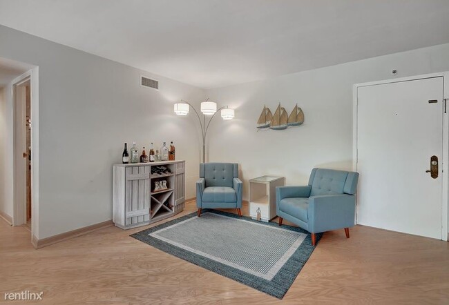 Building Photo - 3 br, 3 bath House - 3200 S Ocean Blvd Apt...