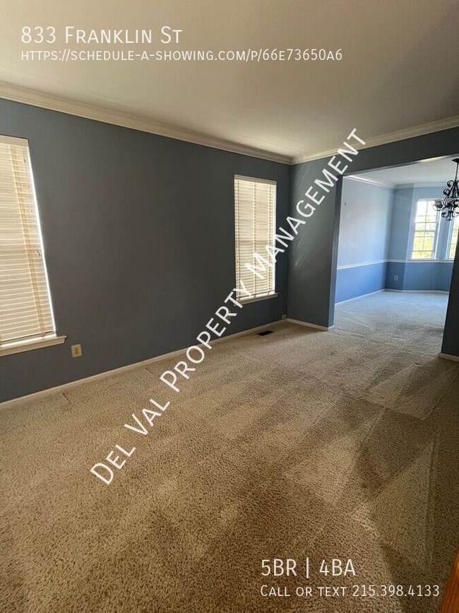 Building Photo - 833 Franklin St