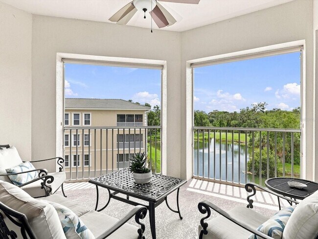 Building Photo - 5122 Manorwood Dr
