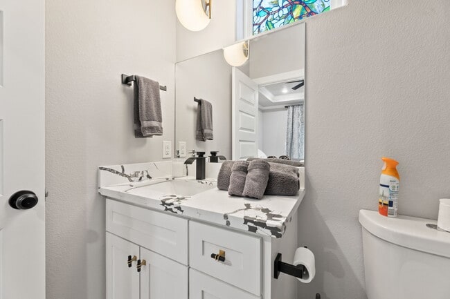 Building Photo - 8521 Brandon St