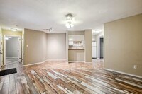 Building Photo - 1608 Pecan Chase Cir