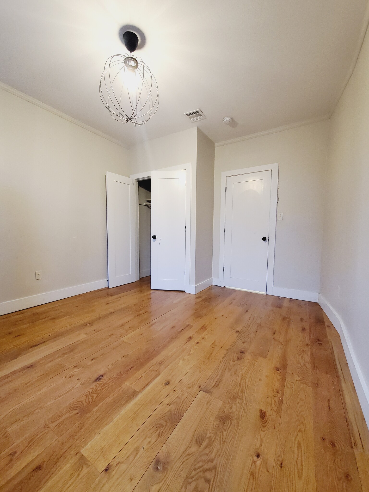 Unit 2 - 162 Clendenny Ave