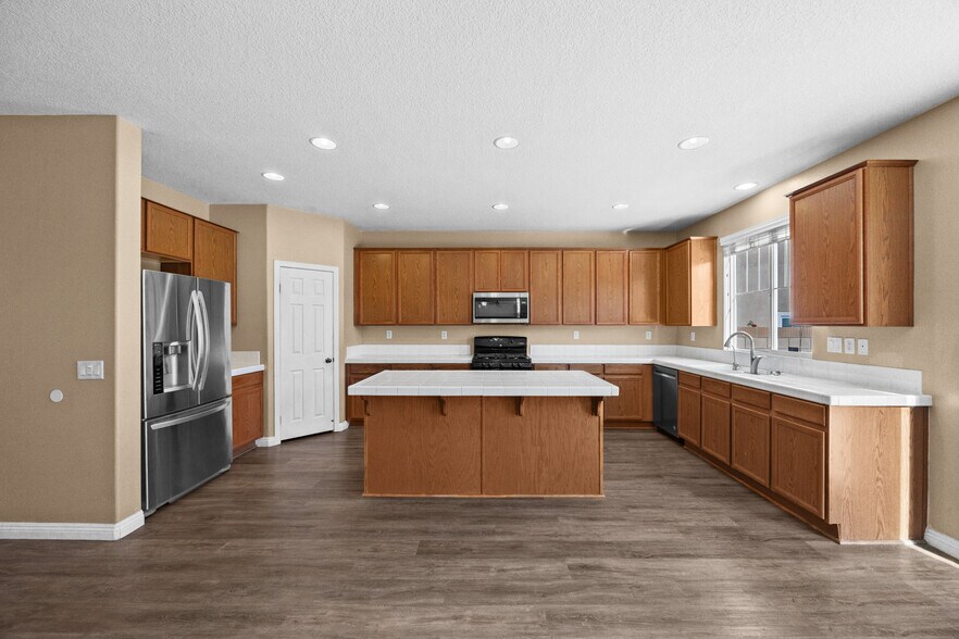 Building Photo - 38442 Wakefield Pl