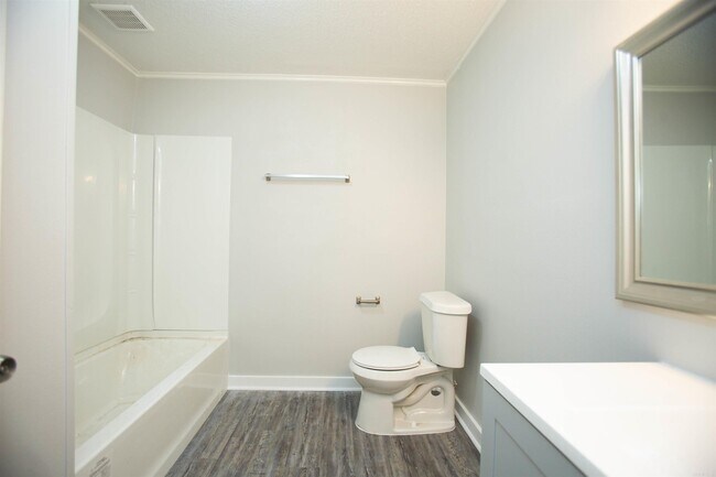 Building Photo - 2015 Franklin St