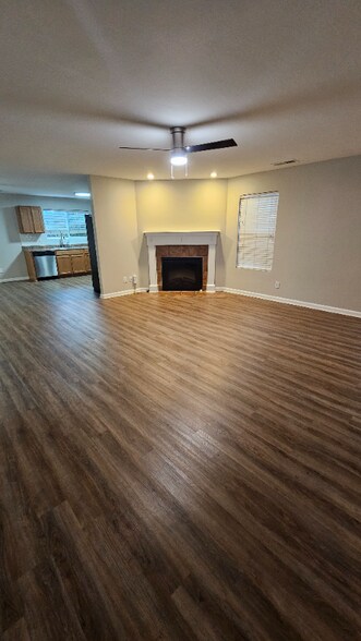 Building Photo - 200 Grantham Cir