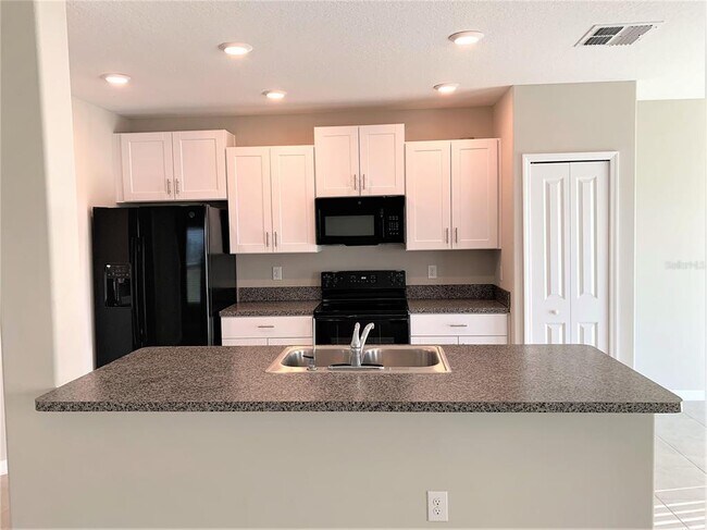 Building Photo - 4412 Summer Savory St