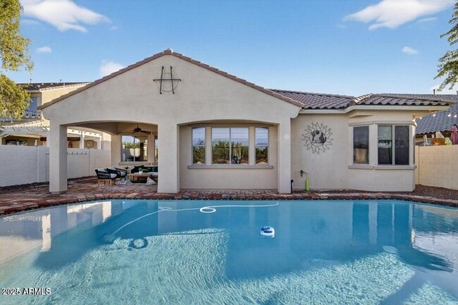 Building Photo - 17564 W Verdin Rd