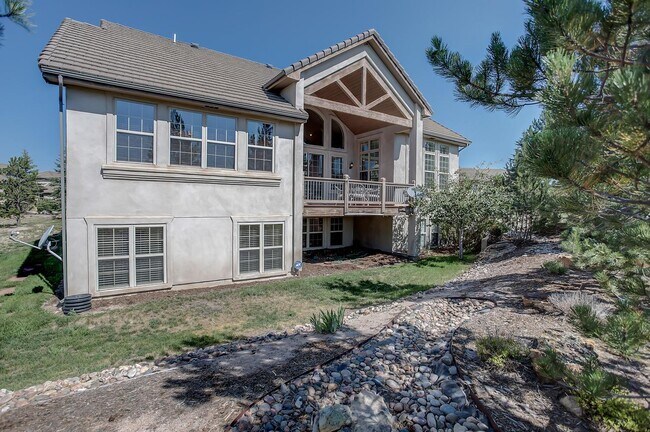 Building Photo - Beautiful Home in Gated Community