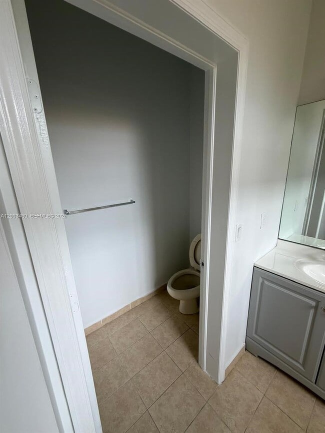 Building Photo - 4953 Windward Way