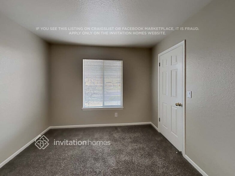 Building Photo - 2245 Fallwater Ln