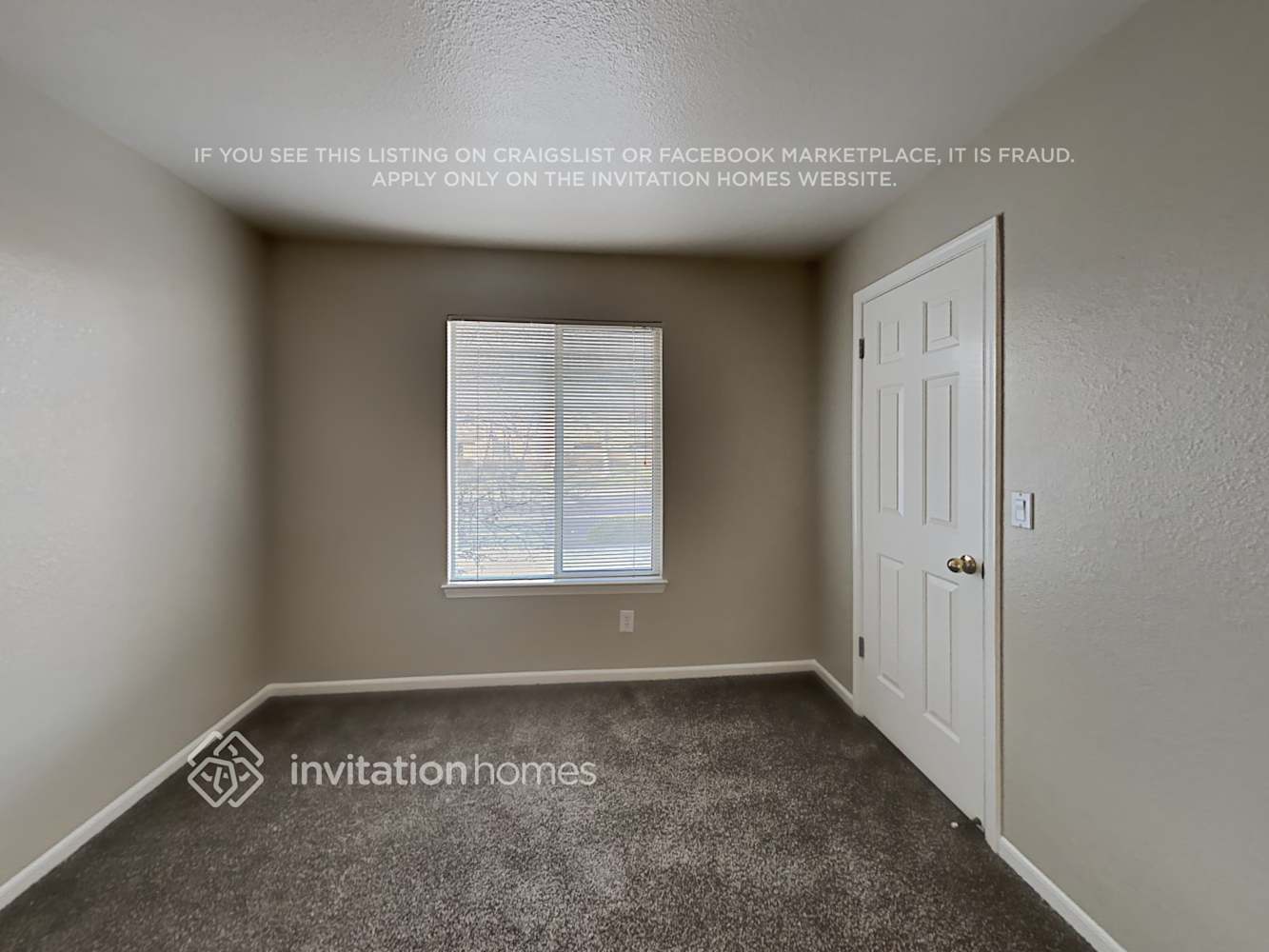 Building Photo - 2245 Fallwater Ln