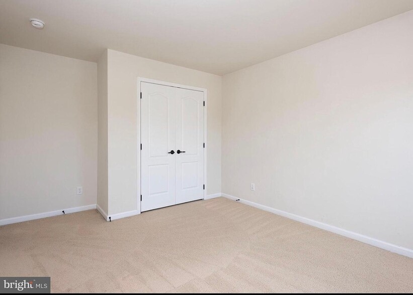 Building Photo - 710 N Haines Cir