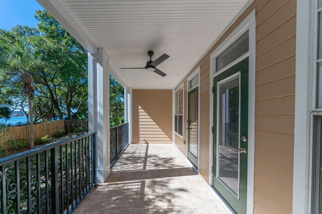 Building Photo - 159 Brooks St SE