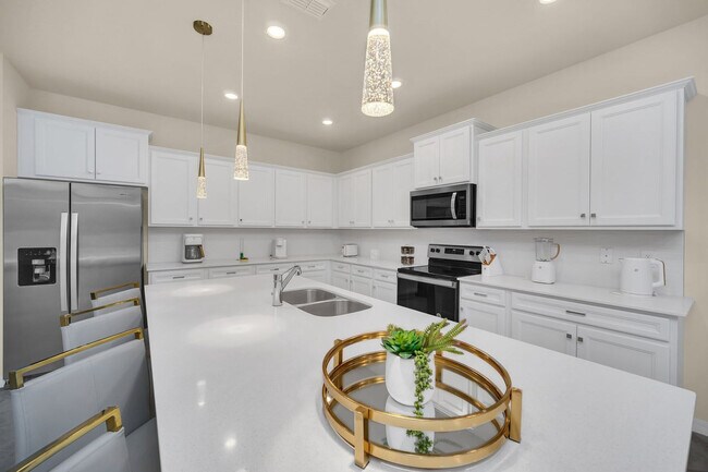 Building Photo - 16388 St Kitts Cir