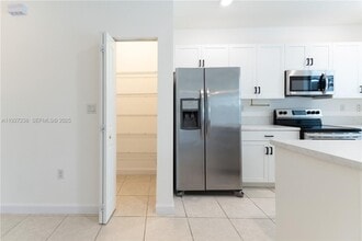 Building Photo - 25185 SW 108th Ave