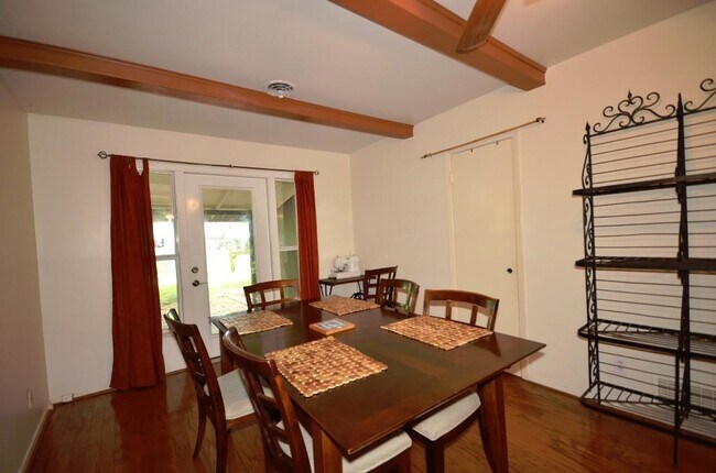 Building Photo - 5103 Orleans Ct
