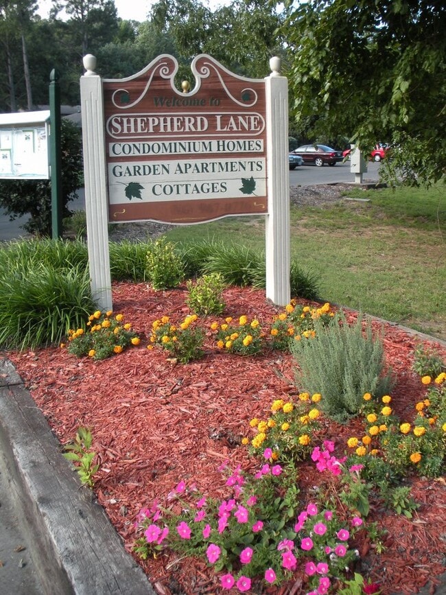 Building Photo - 2 bedroom near University Place