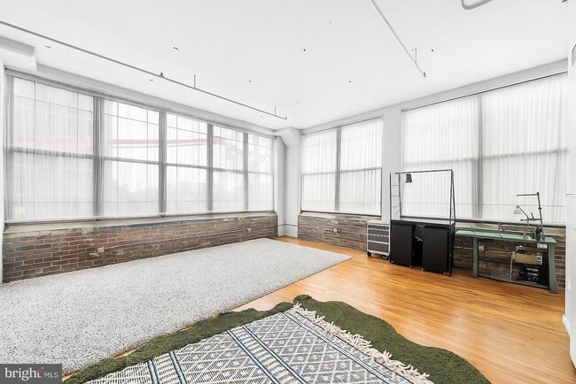 Building Photo - 314 N 12th St