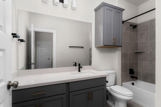 Building Photo - 4904 Escape Rivera Dr