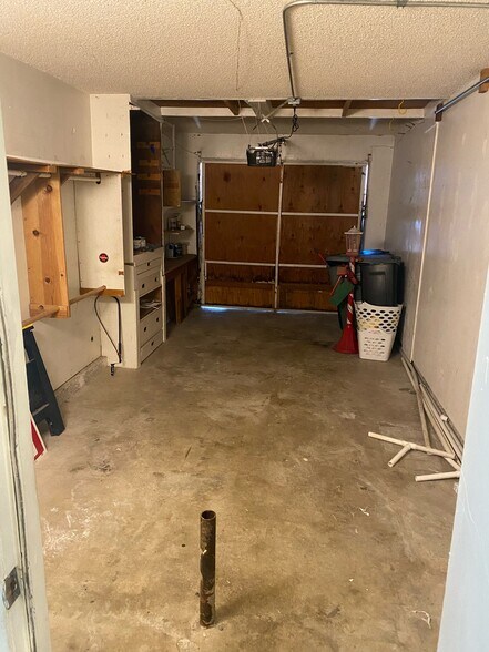 Attached Garage - 302 Ranchwood Gln