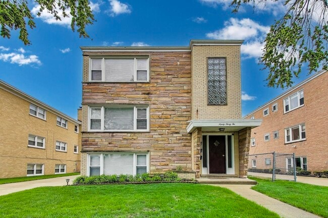 Primary Photo - 9032 N Churchill Cir