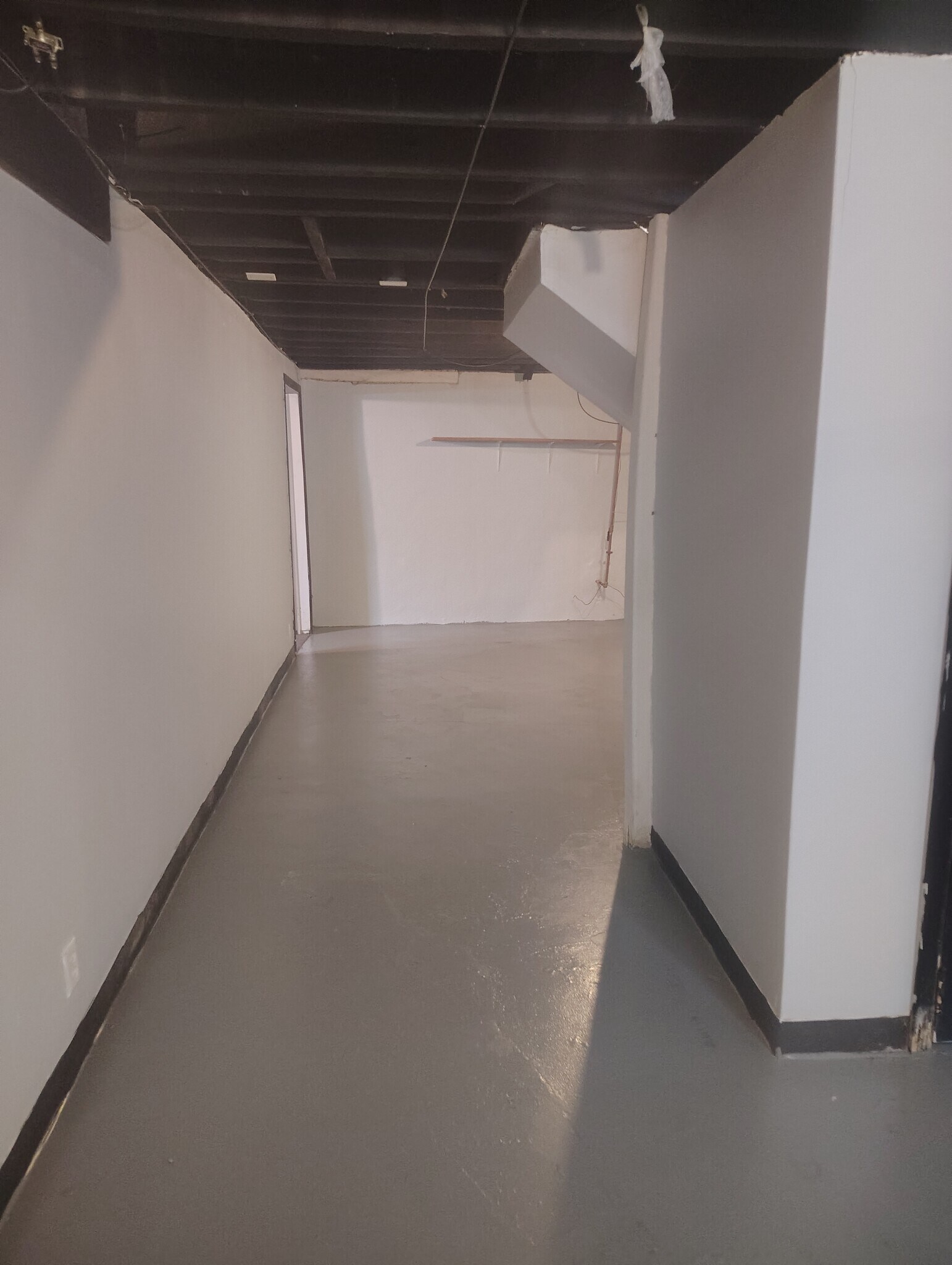 Building Photo - 1118 Wildwood Ave