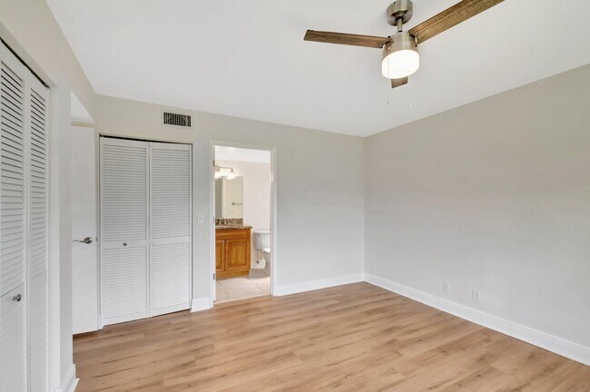 Building Photo - 1760 Windorah Way