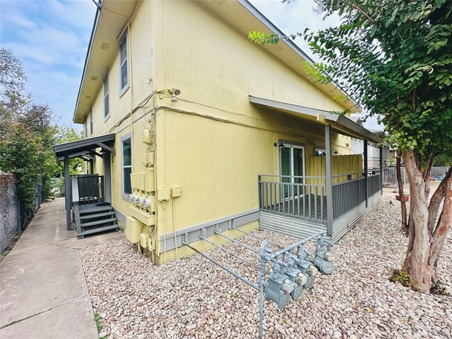 Building Photo - 1314 Southport Dr