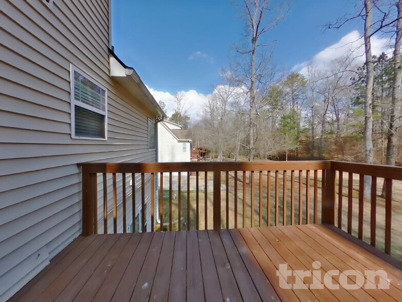 Building Photo - 191 River Ridge Dr