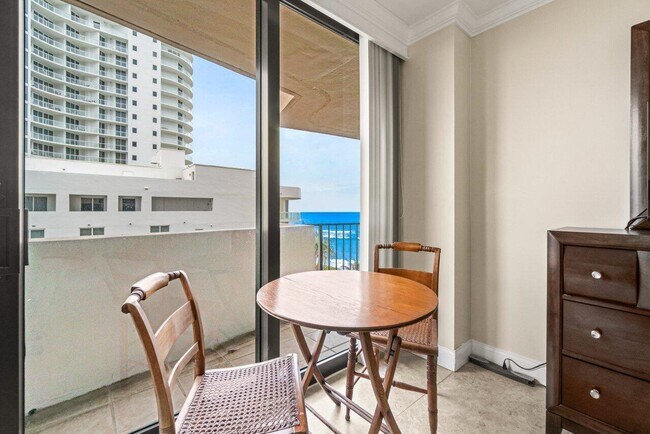 Building Photo - 4200 N Ocean Dr