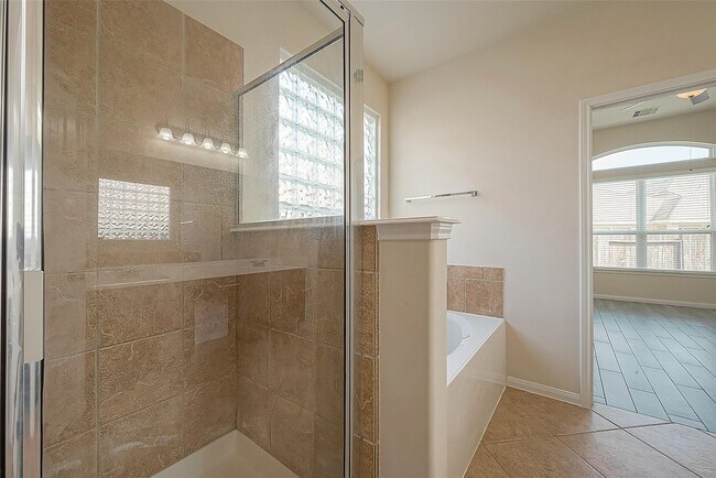 Building Photo - 3403 Lilac Ranch Dr