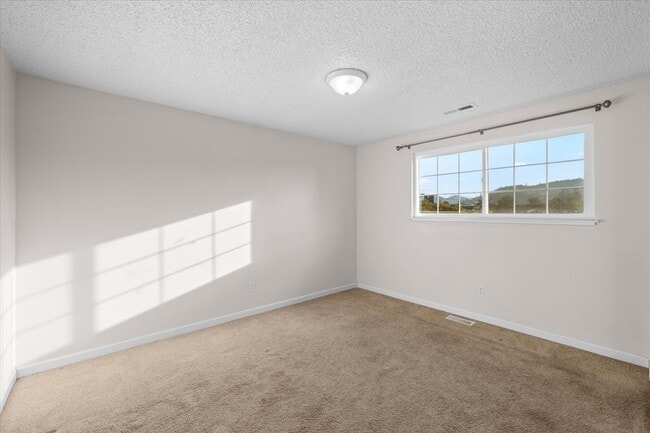 Building Photo - 106 N Buchanan Ave