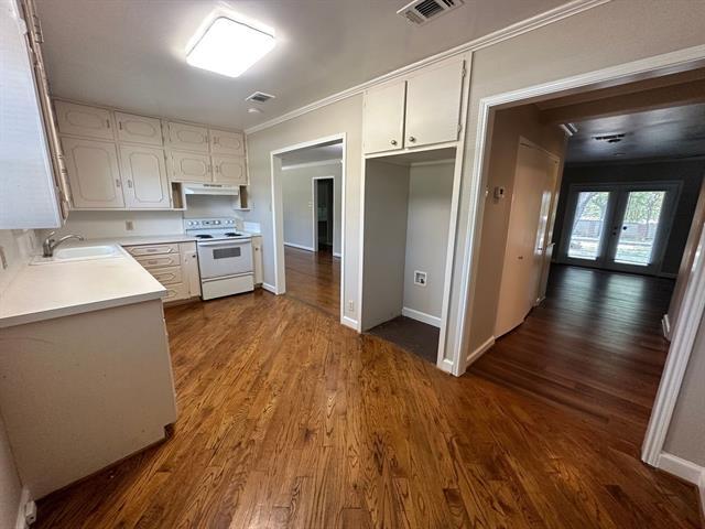 Building Photo - 6383 Greenway Rd