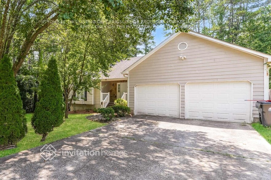 Primary Photo - 2705 Candler Ct