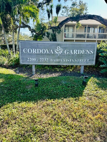 Cordova Gardens - 2208 Bahia Vista St