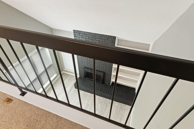 Building Photo - Modern Makeover in Prime NW Austin Location