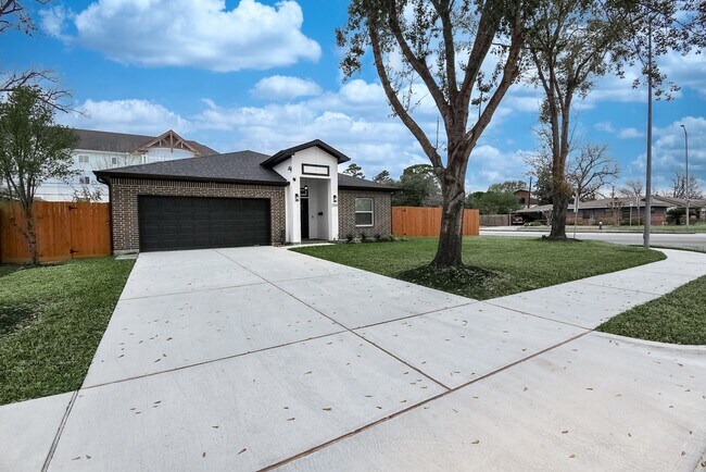 Building Photo - 2139 Counter Point Dr