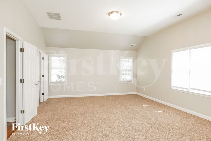 Building Photo - 4025 Ivy Bluff Trail