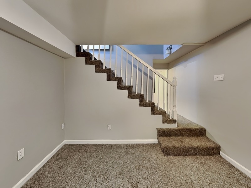 Building Photo - 5835 Brenda Dr