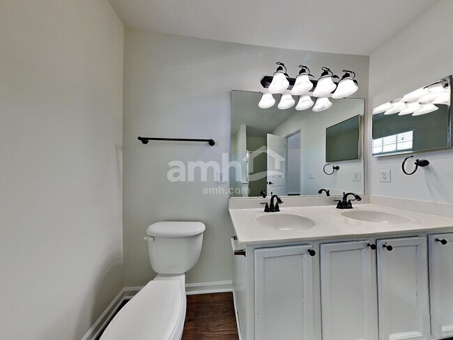 Building Photo - 10950 Harmony Glen Ct