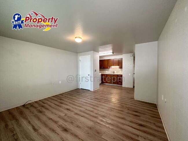 Building Photo - 5140 W Kootenai St