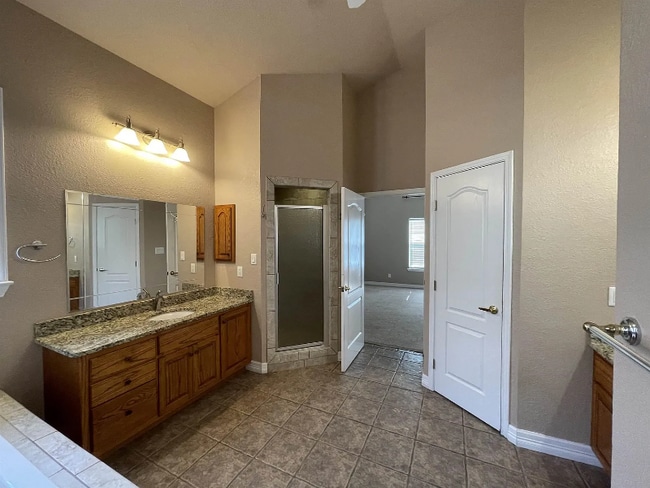 Building Photo - 122 White Feather Trail
