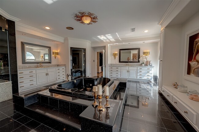 Building Photo - 12445 Memorial Dr