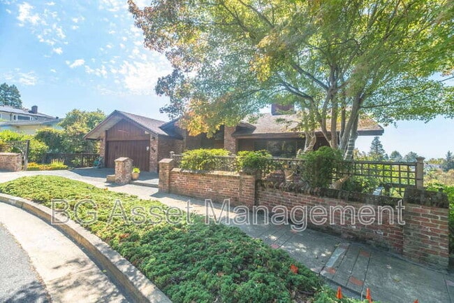 Primary Photo - 180 Somerset Rd
