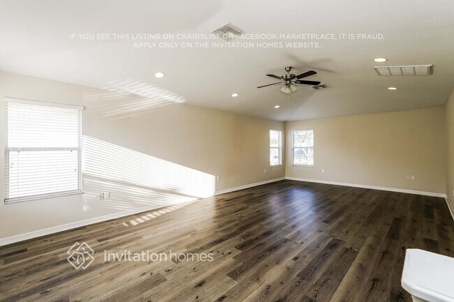 Building Photo - 10017 Coldwater Loop