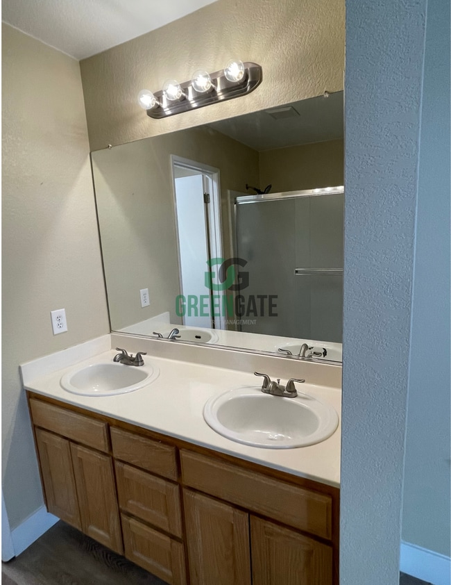 Building Photo - 1660 Etta Way
