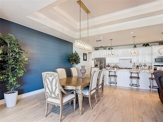 Building Photo - 6485 Shimmering Shrs Ln