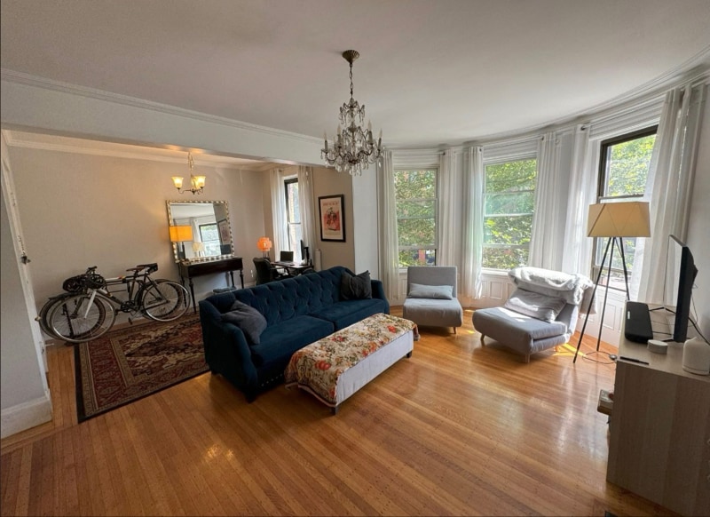 Building Photo - 429 Marlborough St