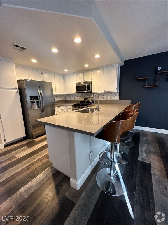 Building Photo - 8633 Caribbean Ct